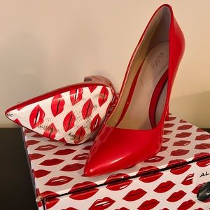 Size 7.5 Red Aldo patent heels.